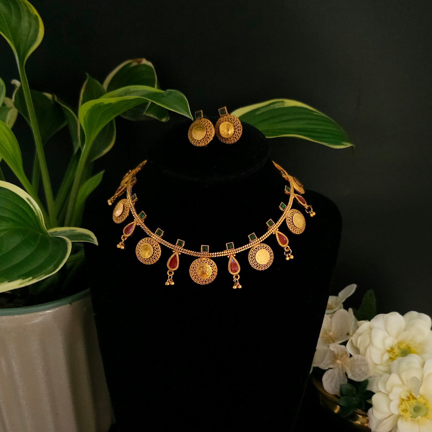 Vaibhavam Kerala Coin Necklace Set