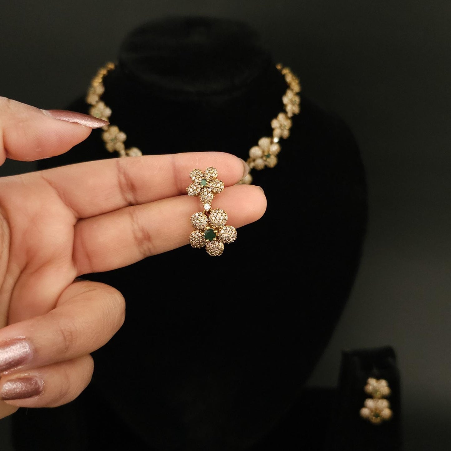 Bloom Elegance Floral Necklace Set