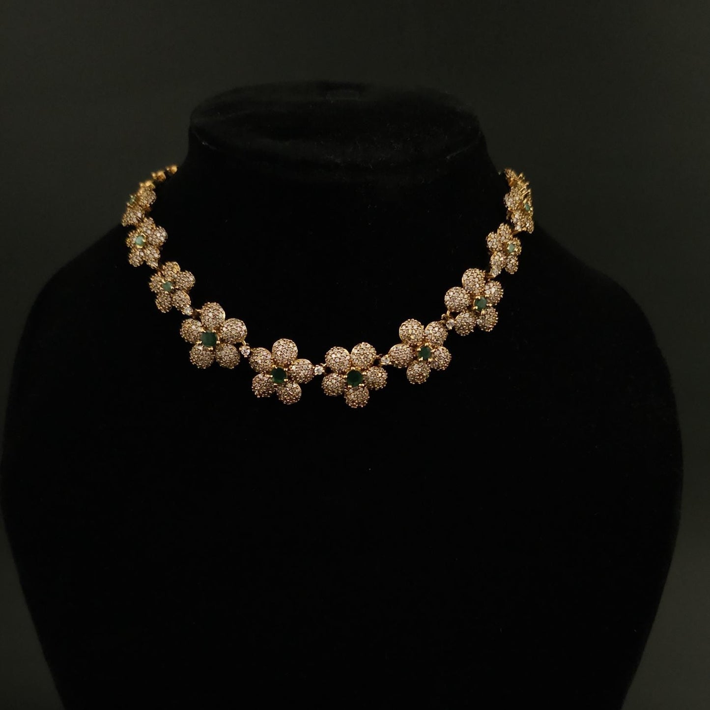 Bloom Elegance Floral Necklace Set