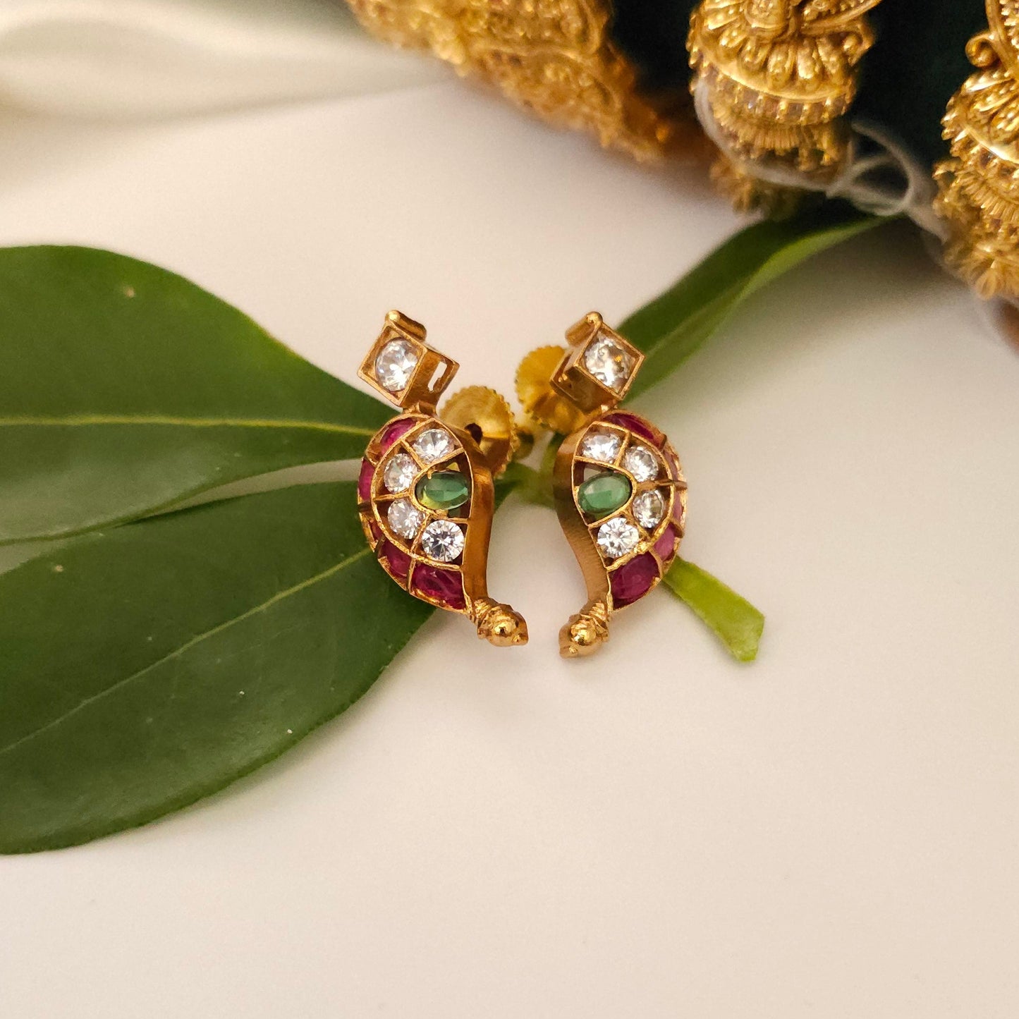 South Indian Kemp Stone Necklace Set