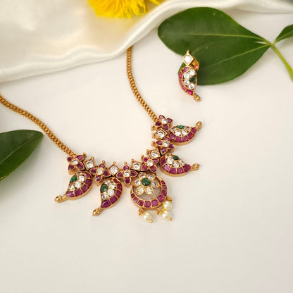 South Indian Kemp Stone Necklace Set