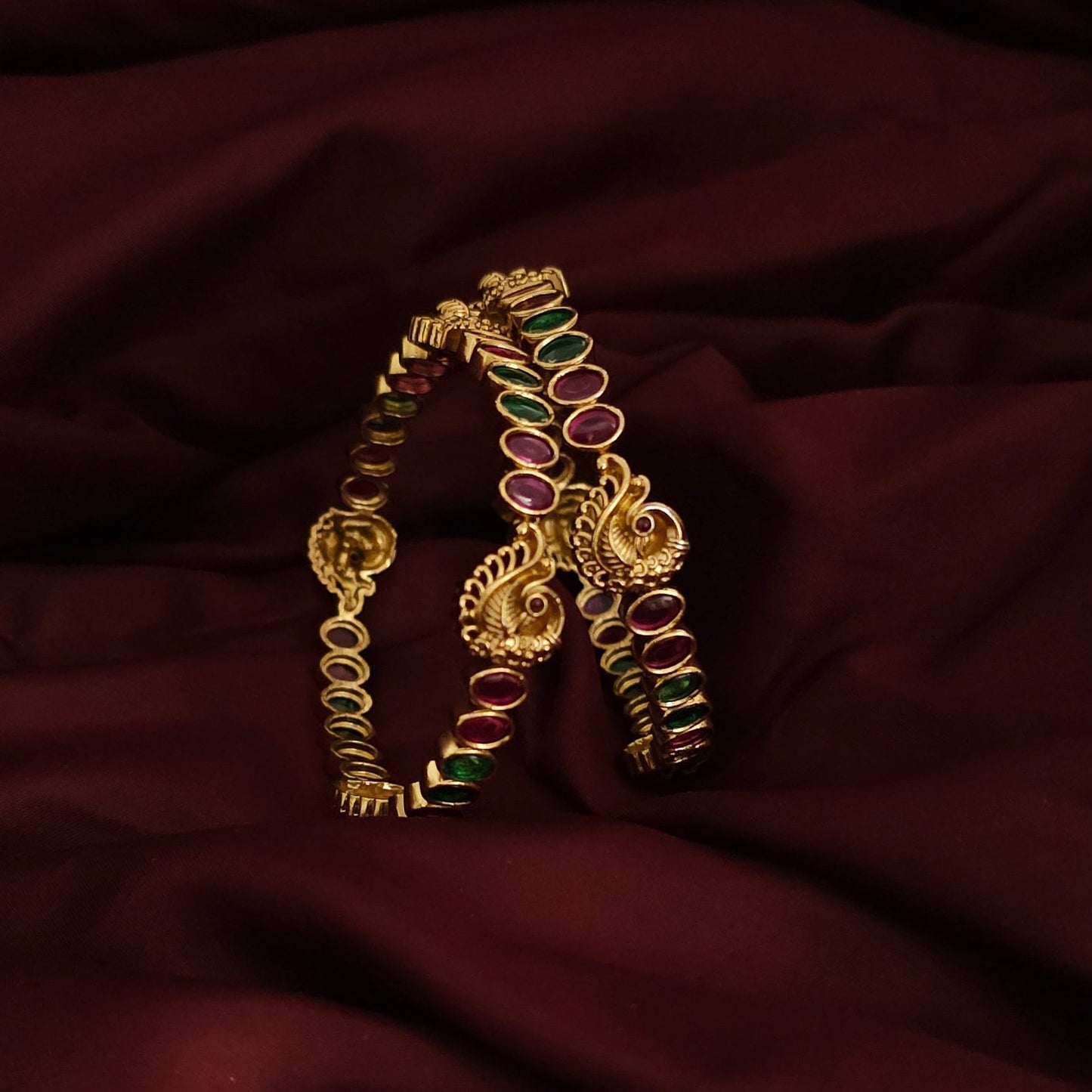 Mayura Kemp Stone Antique Bangles