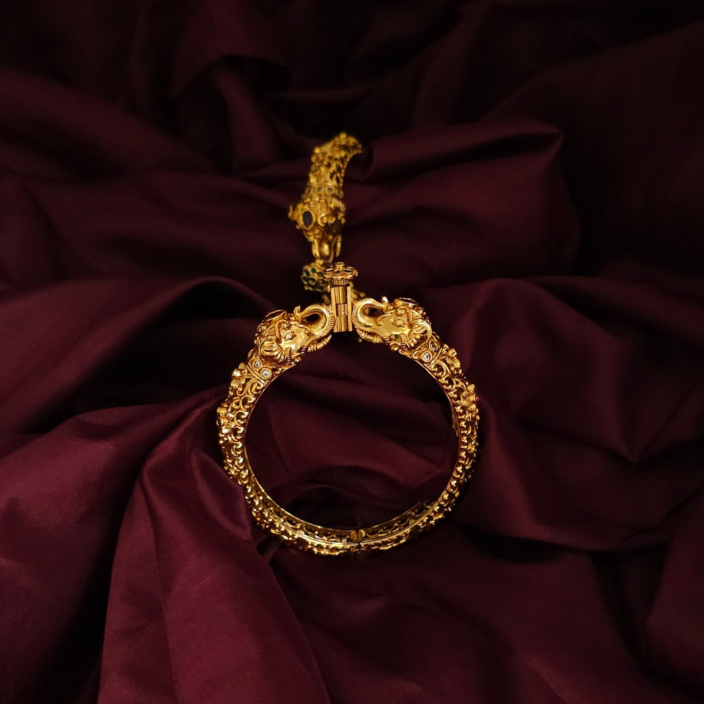 Antique Gold Elephant Motif Temple Kada with Screw Closure
