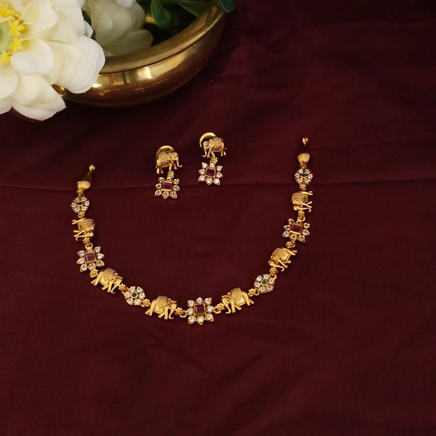 Royal Elephant Motif Necklace Set
