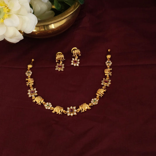 Royal Elephant Motif Necklace Set