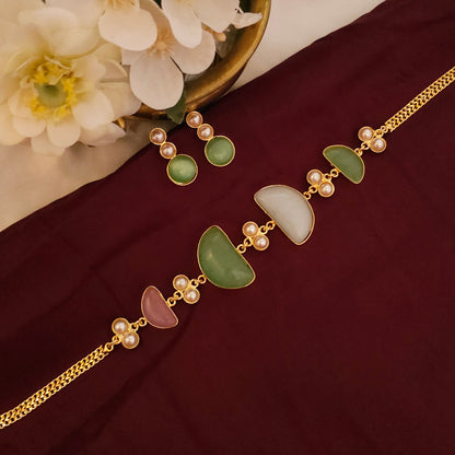Elegant Antique Gold Glossy Stone Choker Necklace Set