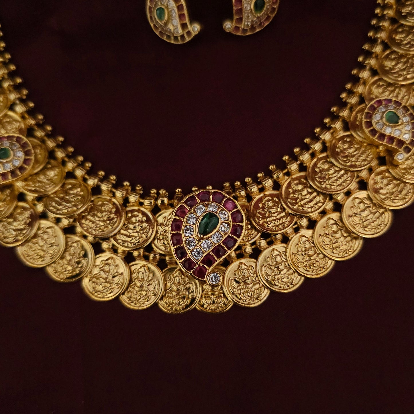 Antique Gold 2-Layer Lakshmi Coin Necklace Set with Kemp Stone Paisley Design