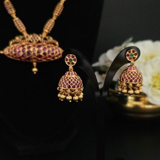 Heritage Kemp Stone Necklace Set