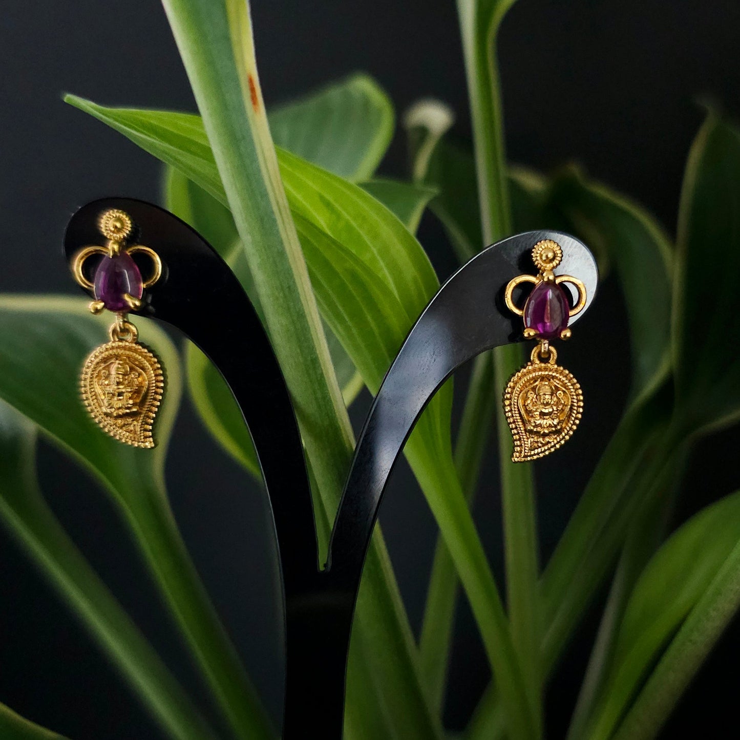 Heritage Mango Motif Necklace Set