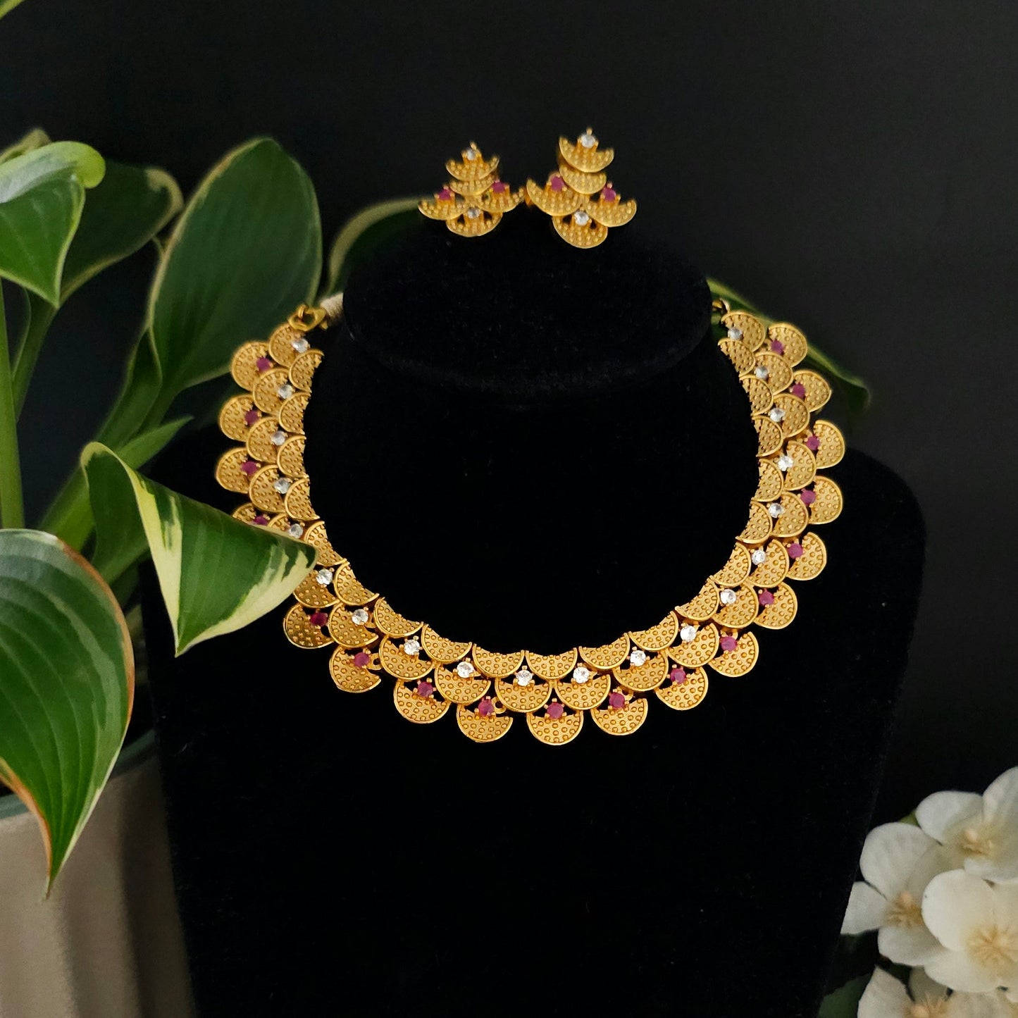 Celestial Scallop AD Necklace Set