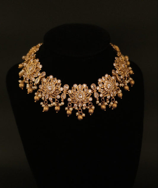 Handcrafted Kemp stone Lotus Necklace set