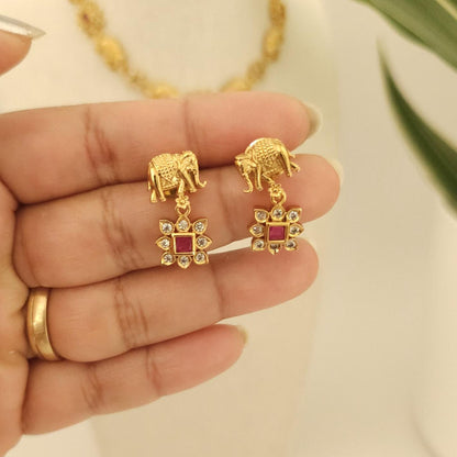 Royal Elephant Motif Necklace Set